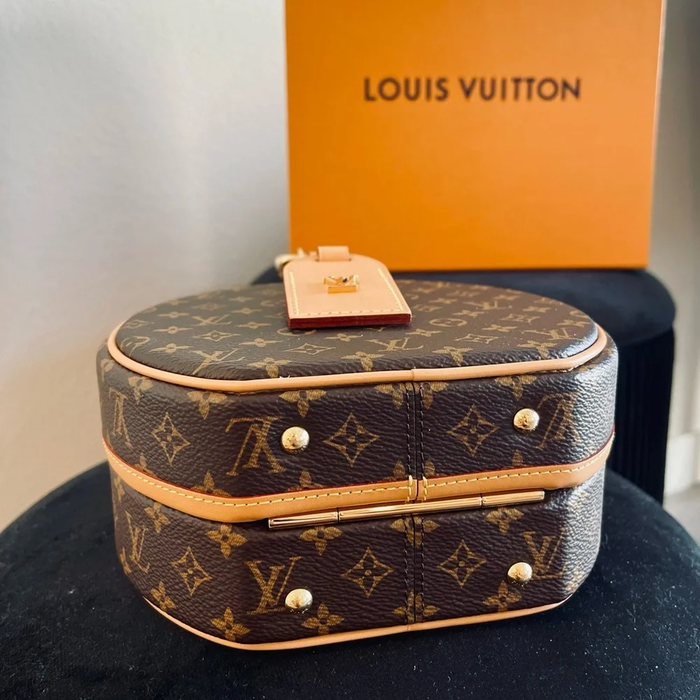 Louis Vuitton Petite Boite Chapeau - Picture 9 of 15